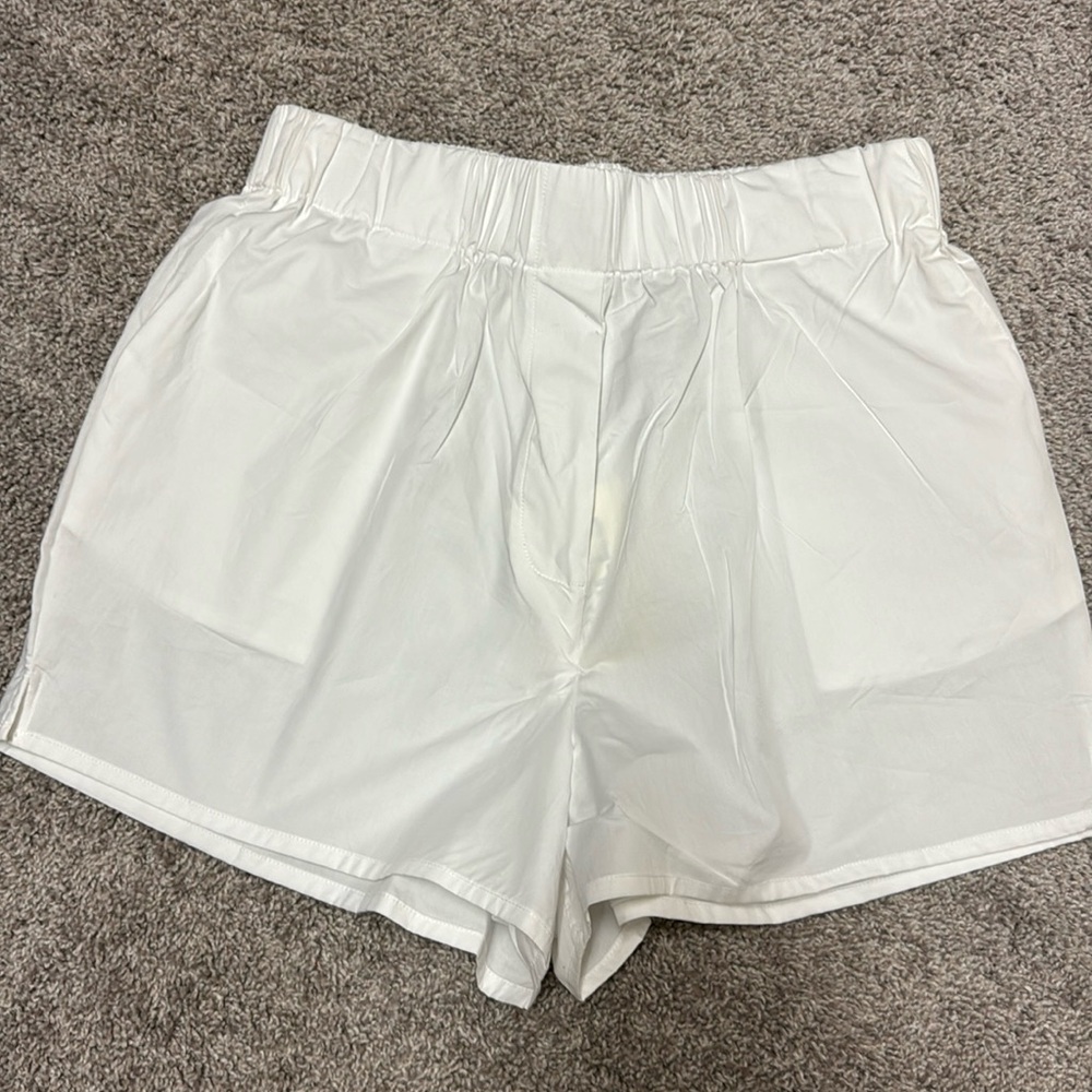 Daily Drills White Poplin Shorts size L